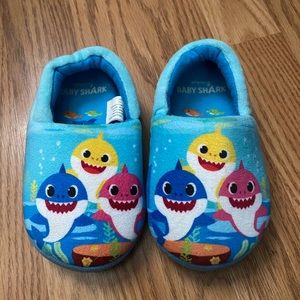 Baby shark slippers